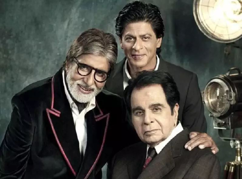 Kehilangan idola, ini 12 potret kenangan Shah Rukh Khan & Dilip Kumar 