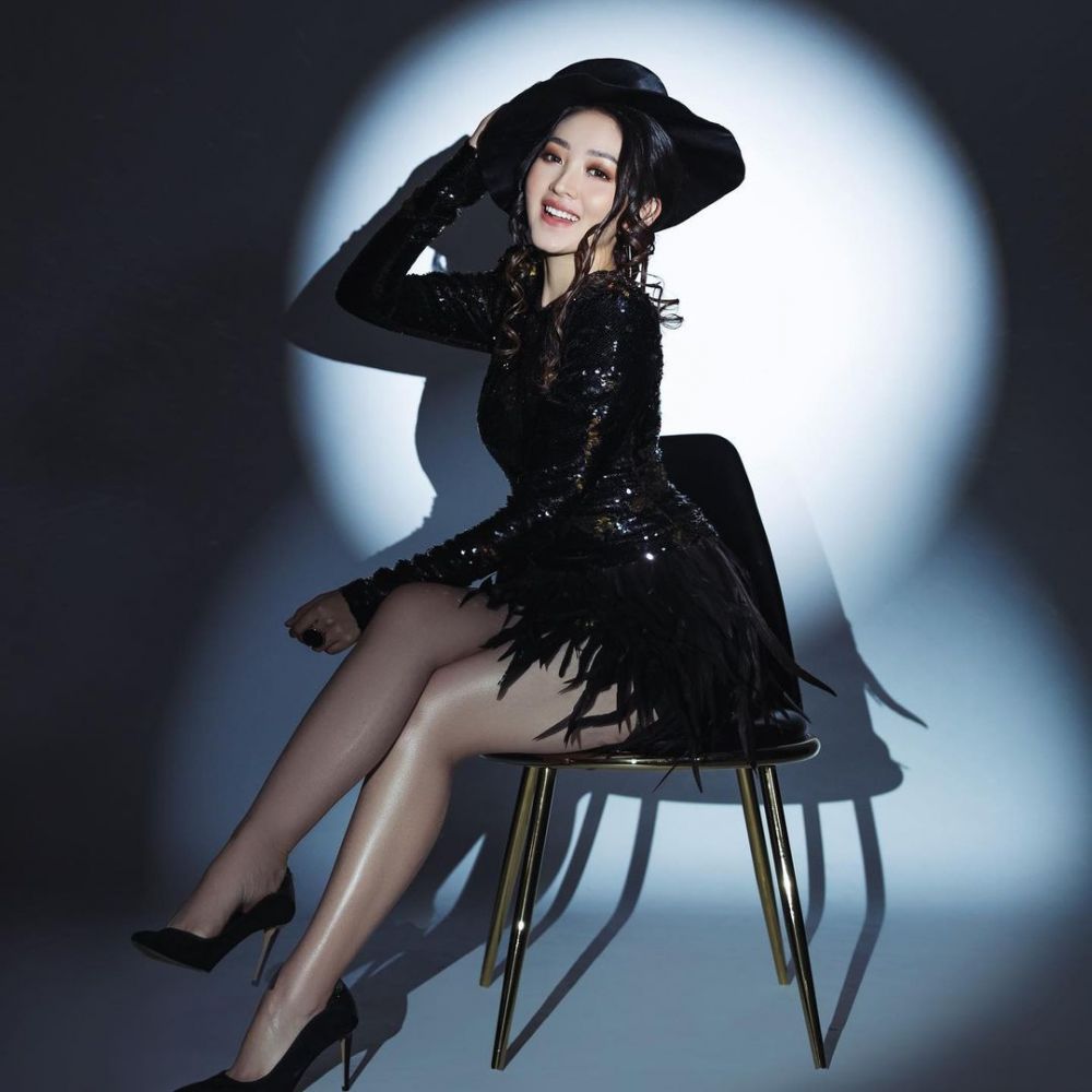 10 Transformasi Natasha Wilona sejak awal karier, cantiknya tak pudar