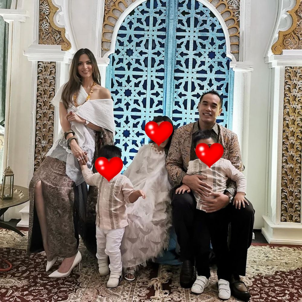 10 Gaya kompak Nia Ramadhani dan Ardi Bakrie pakai baju senada