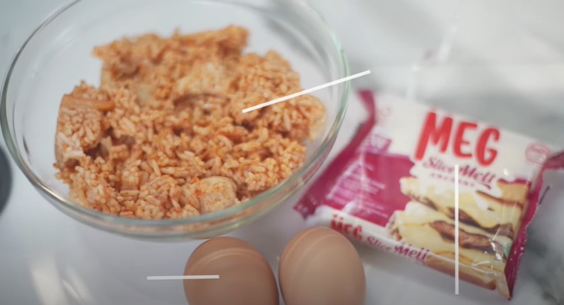 Viral nasi goreng waffle ala Kai EXO, ini 6 cara mudah membuatnya