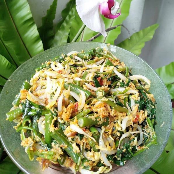 10 Makanan Indonesia ini punya nama yang berulang, kreatif abis