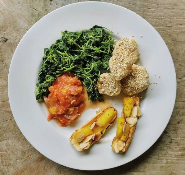 8 Tips diet ala Dewi Hughes, sukses turunkan berat badan 75 kg