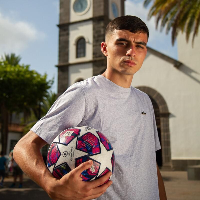 10 Potret Pedri, pemain muda terbaik Euro 2020