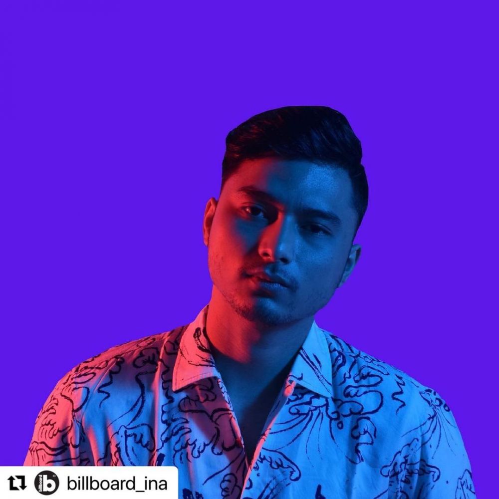8 Fakta Elian Sinay, debutan yang tembus platform musik digital Asia