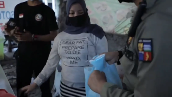 Cara petugas ingatkan pedagang ini bikin salut, wajib dicontoh aparat