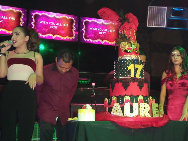 10 Potret kue ultah Aurel Hermansyah dari tahun ke tahun, selalu unik