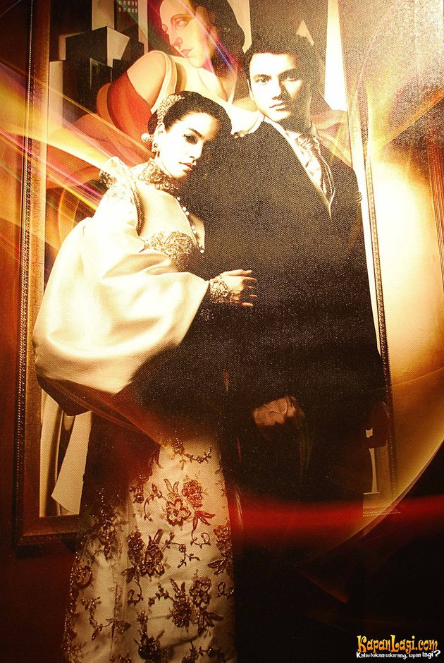 8 Potret lawas prewedding Titi Kamal dan Christian Sugiono, glamor