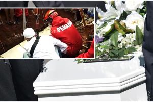 Momen pemakaman jenazah berbobot 300 kg, 8 petugas damkar diterjunkan