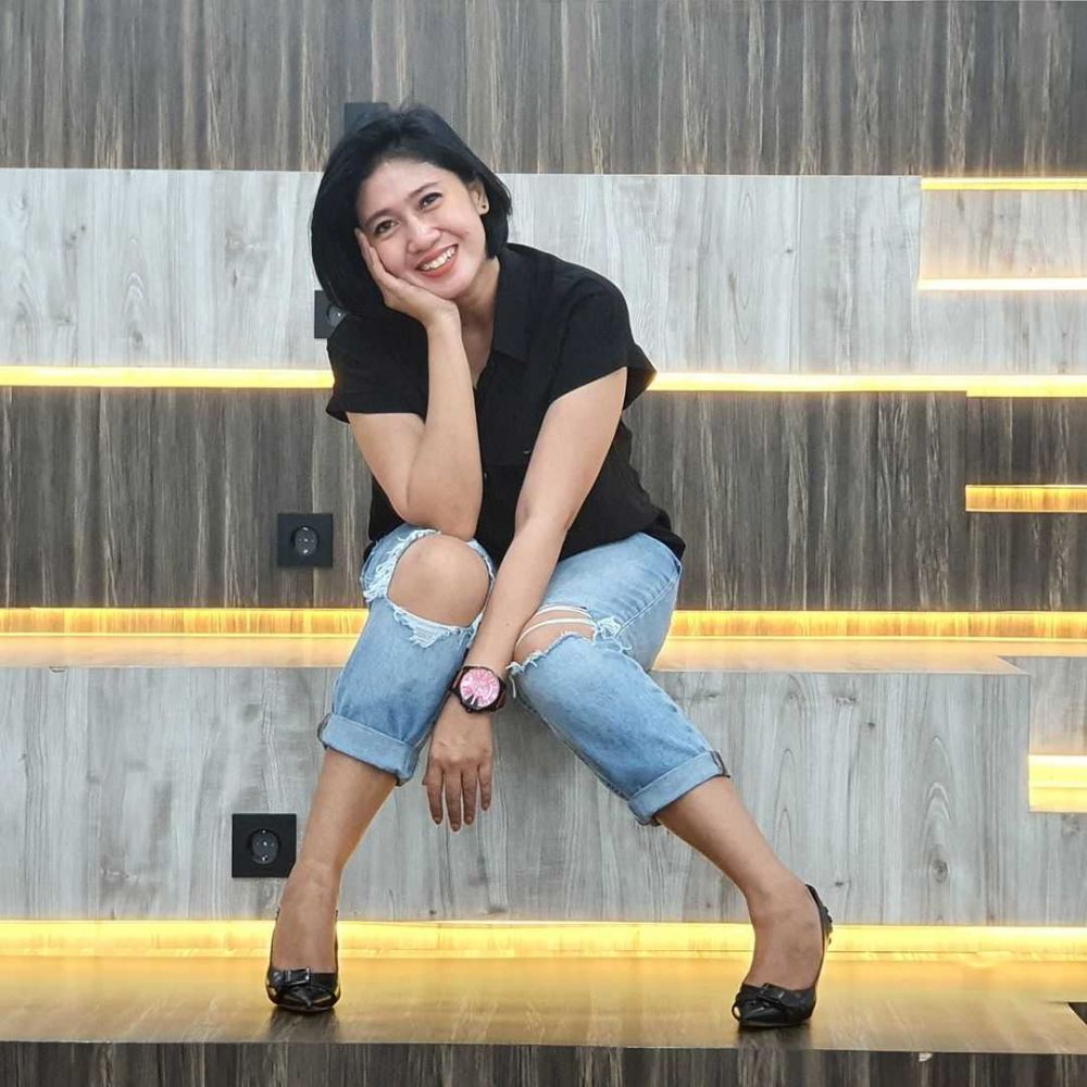 Pesona 9 penyanyi dangdut di usia 40-an, gayanya masih bak ABG