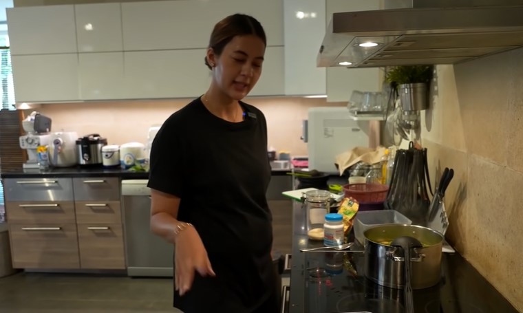 Resep masakan buat suami ala 10 seleb, bikin makin lengket