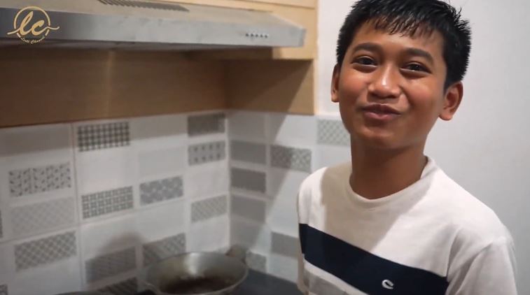 7 Potret isi dalam rumah Lesty Kejora di kampung halaman, nyaman