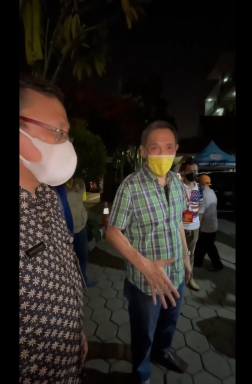 Cara bos jalan tol Jusuf Hamka suruh PKL patuhi PPKM ini bikin salut