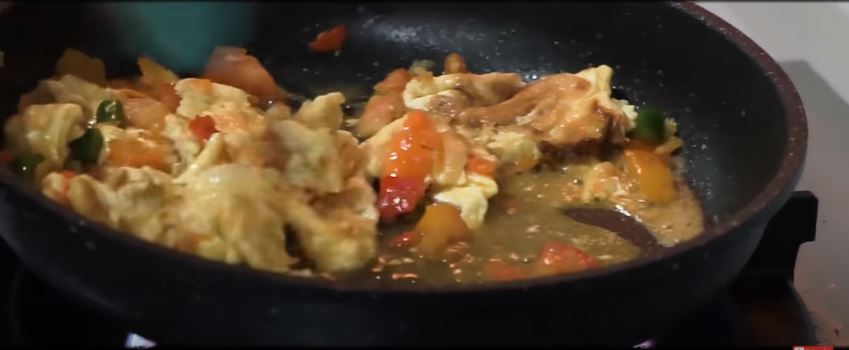 Resep masakan rumahan ala 7 seleb, cocok dimakan bareng keluarga