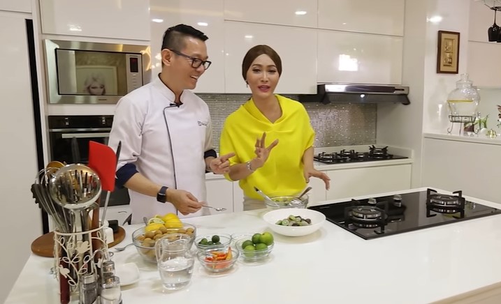 9 Resep masakan pedas ala Inul Daratista berbagai sumber 9 Resep masakan pedas ala Inul Daratista berbagai sumber
