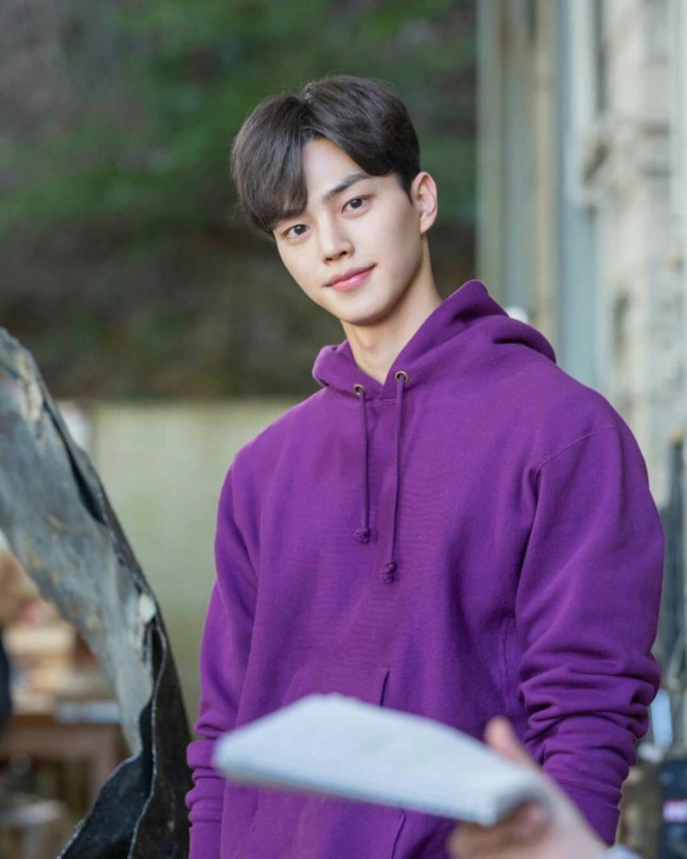 9 Potret transformasi Song Kang sejak kecil, makin stunning