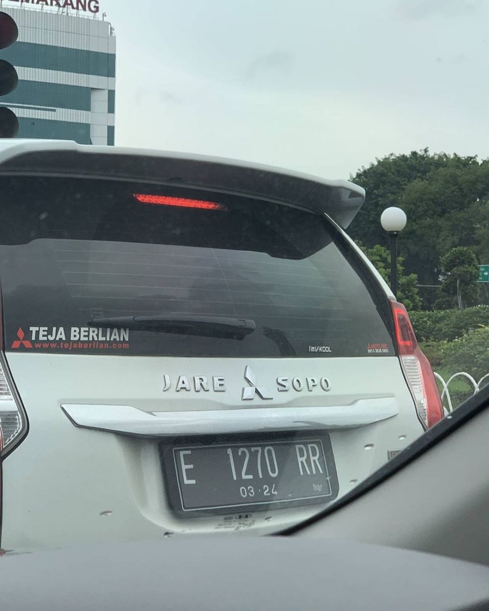11 Potret lucu salah tulis di kendaraan ini bikin mikir keras