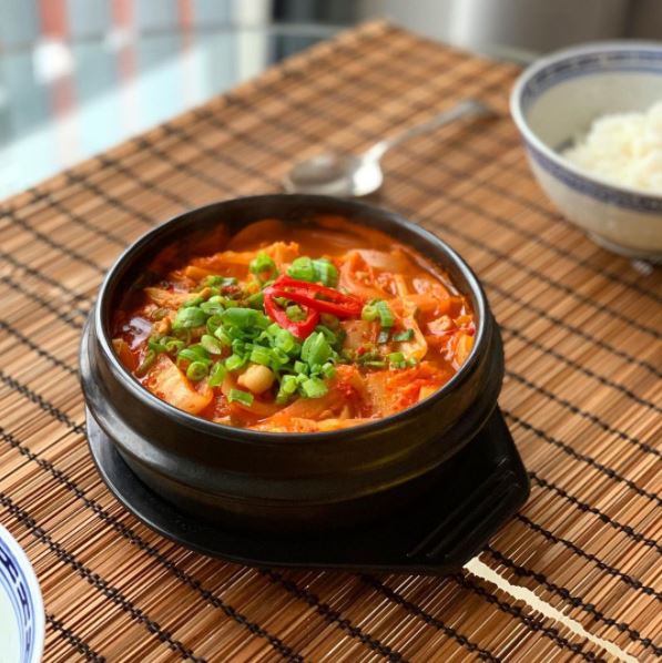 9 Jenis sup khas Korea ini sering muncul di K-Drama, auto lapar