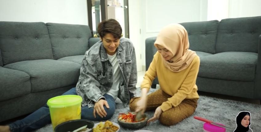 Menu masakan rumahan 9 pedangdut, Lesty Kejora buat kangkung sambal