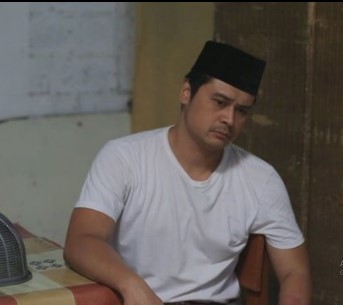 11 Aktor ini langganan peran utama di sinetron religi, aktingnya juara