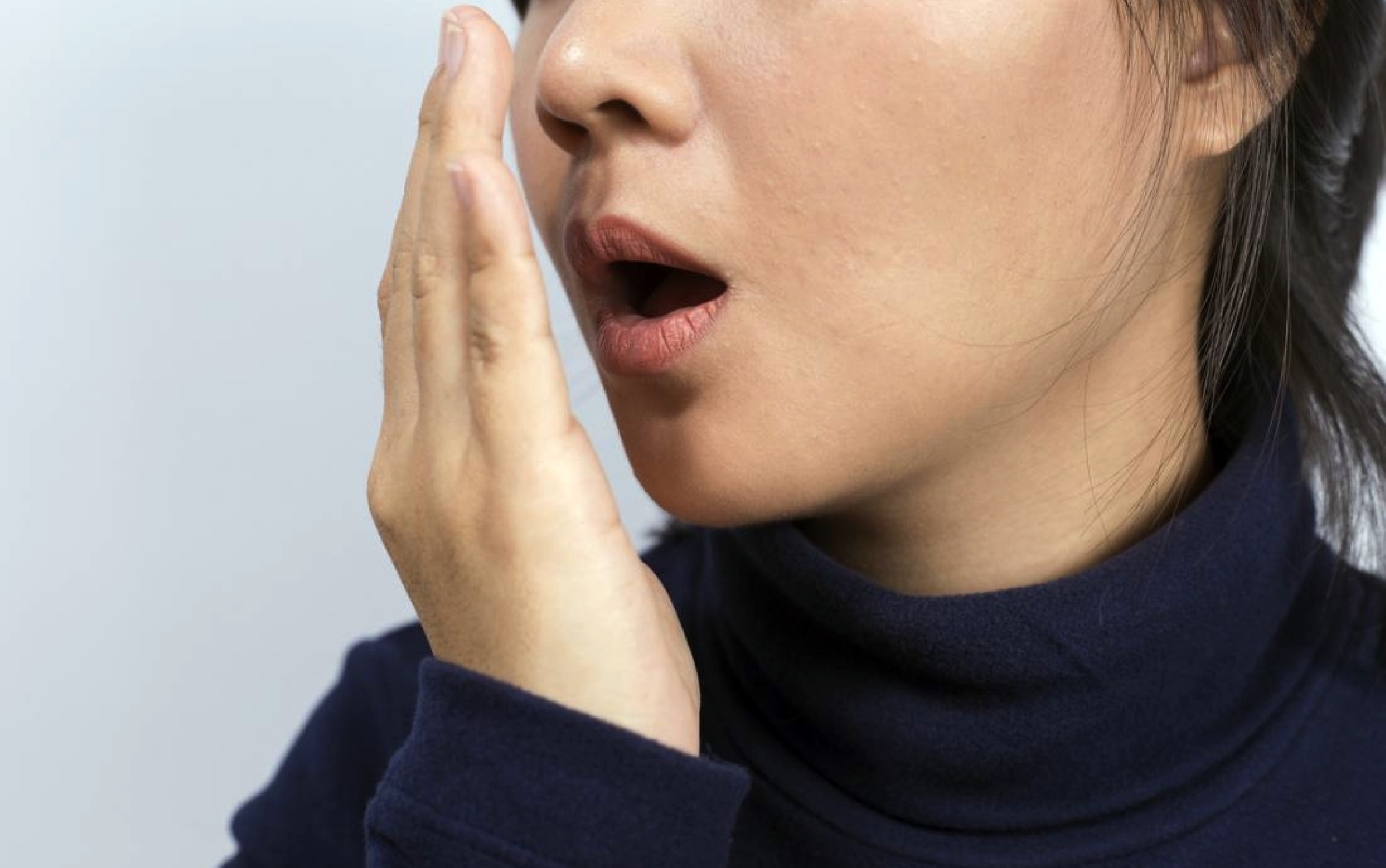 Perlu dihindari, ini 5 kebiasaan yang menyebabkan bau mulut membandel