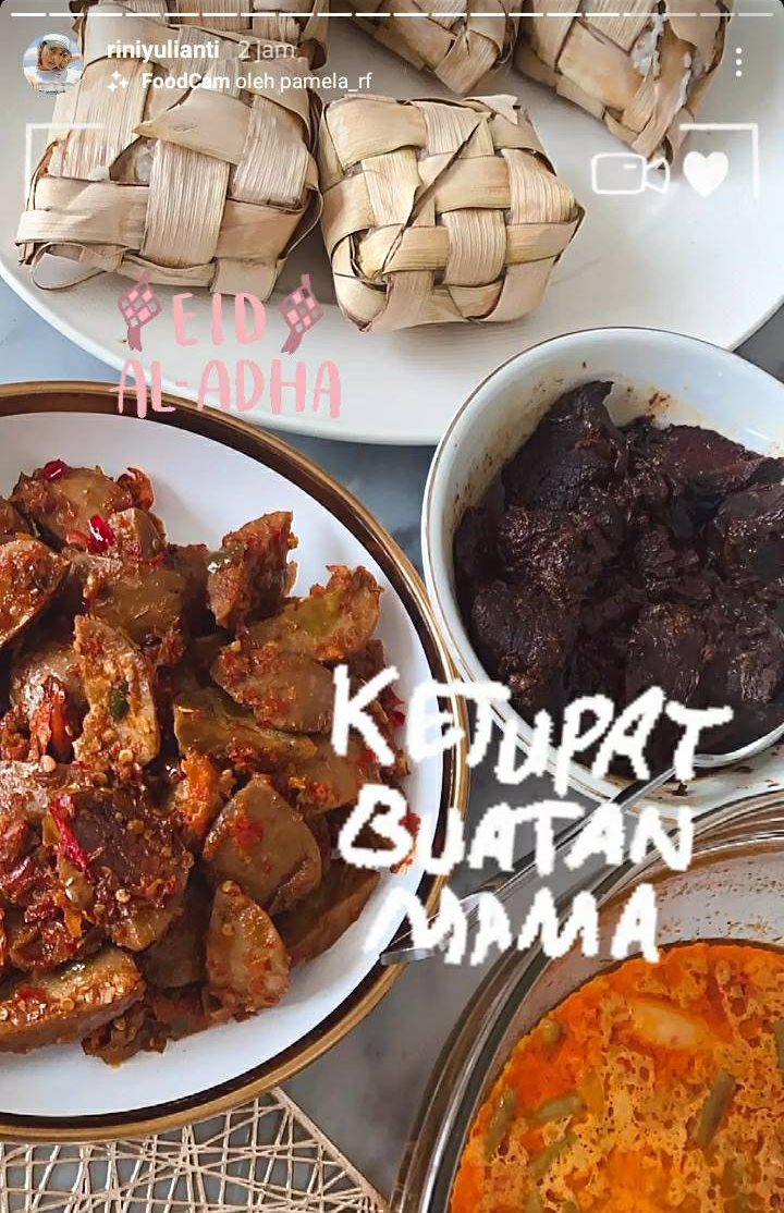 Menu makanan 13 seleb saat Idul Adha, menggugah selera