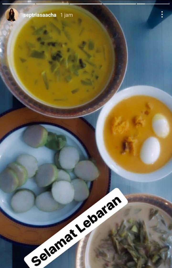 Menu makanan 13 seleb saat Idul Adha, menggugah selera