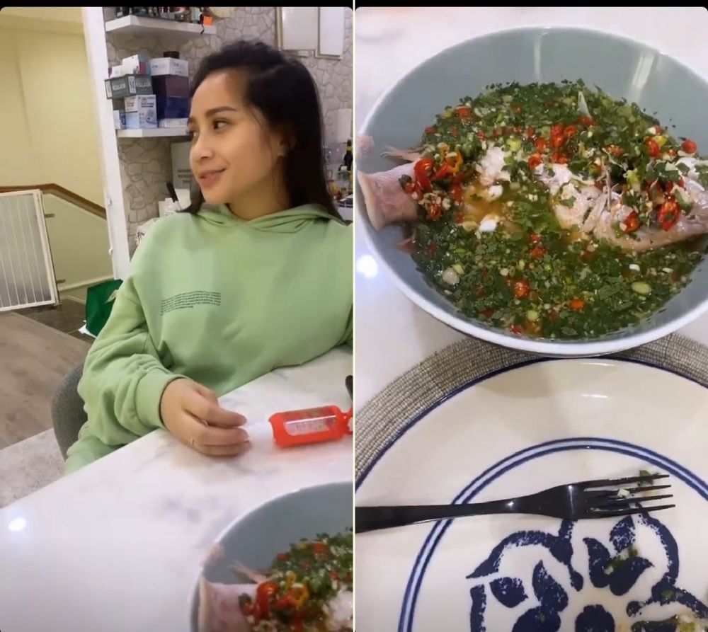 Potret menu makan 9 seleb saat Idul Adha, Nikita Willy bakar sate