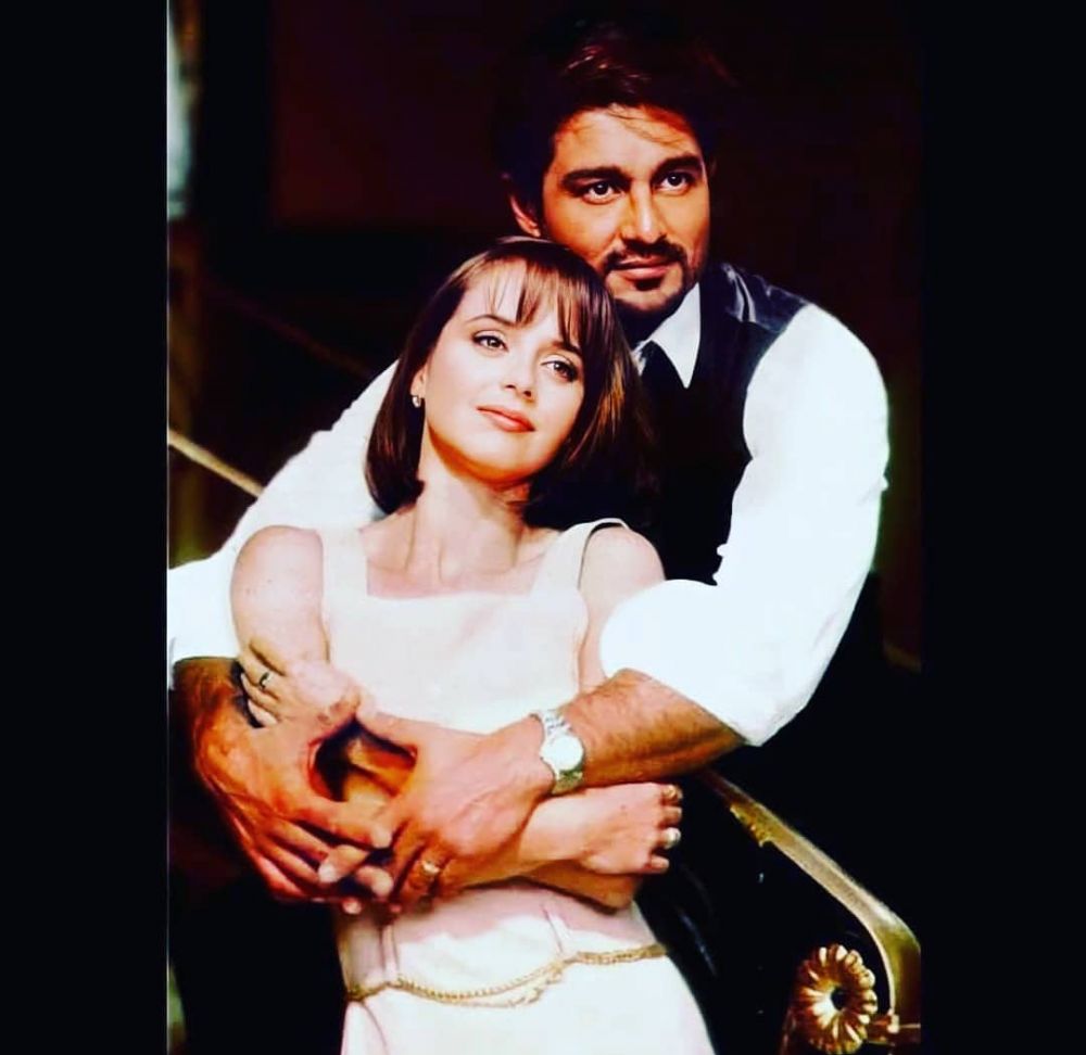Potret Fernando Colunga di 7 telenovela era 90-an, gayanya ikonik