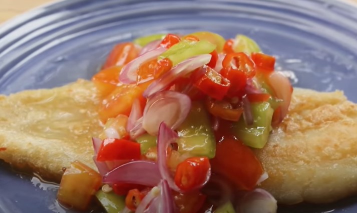 7 Inspirasi sambal ala chef Devina Hermawan, bikin tambah nasi