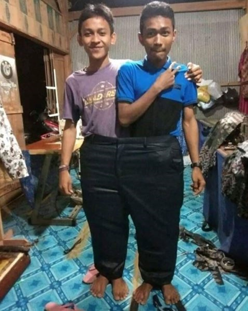 11 Cara absurd orang pakai baju ini bikin senyum lebar