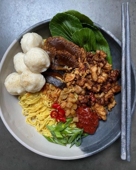 9 Makanan Indonesia berawalan 'bak' ini aslinya dari China lho