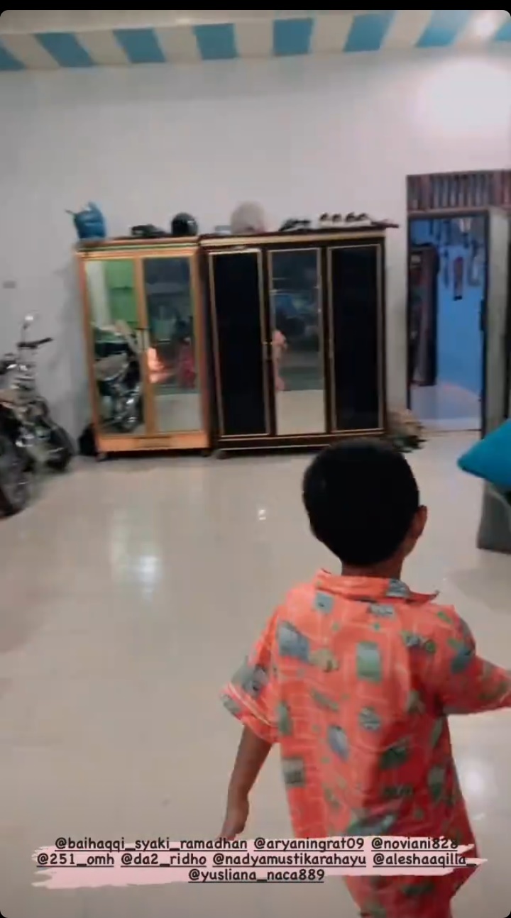 11 Potret rumah Rizki & Ridho DA di kampung halaman, sederhana