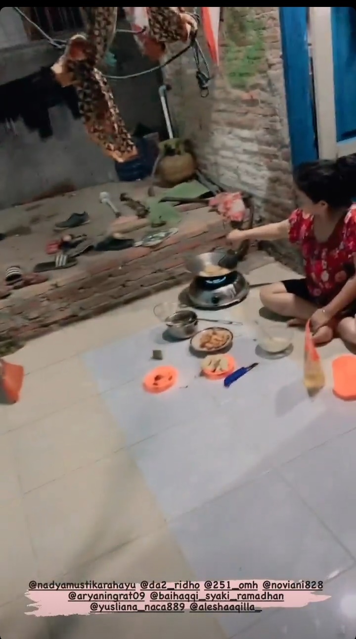 11 Potret rumah Rizki & Ridho DA di kampung halaman, sederhana