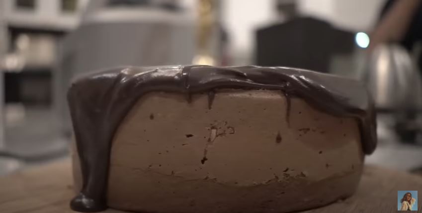 Inspirasi kue ala 9 penyanyi, bikin auto lapar