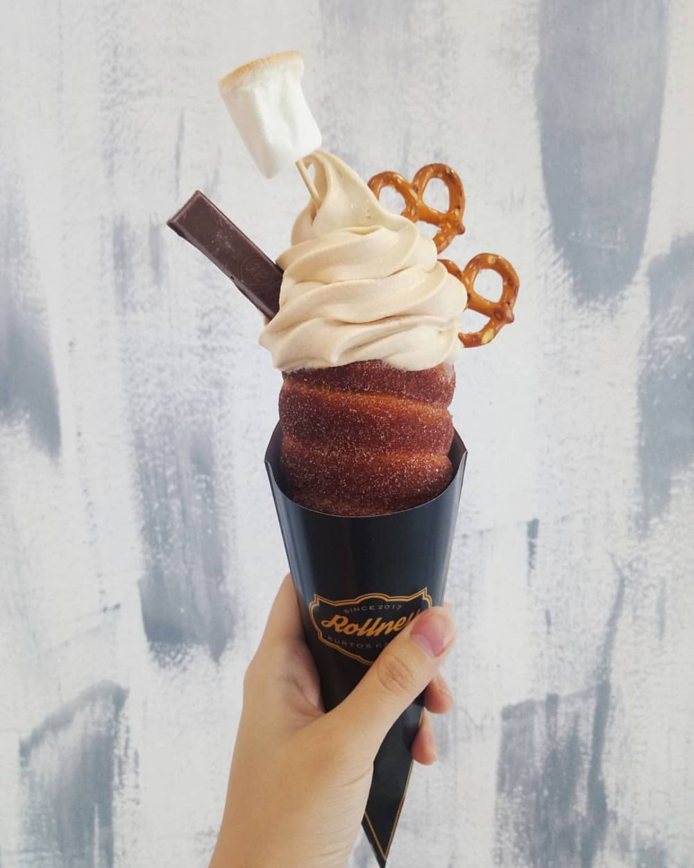 9 Kuliner kombinasi dua makanan ini unik, lezatnya bikin ngiler