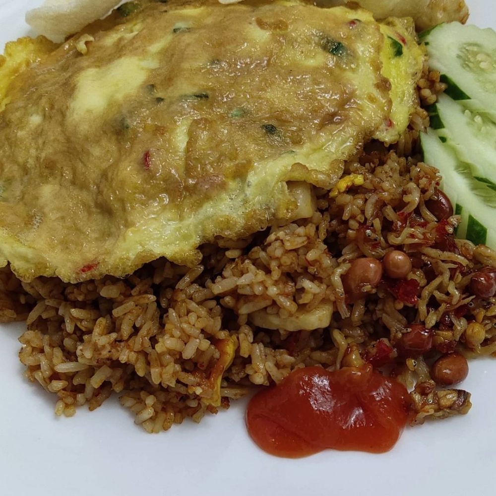 9 Nasi goreng khas berbagai daerah & perbedaannya, bumbunya juara