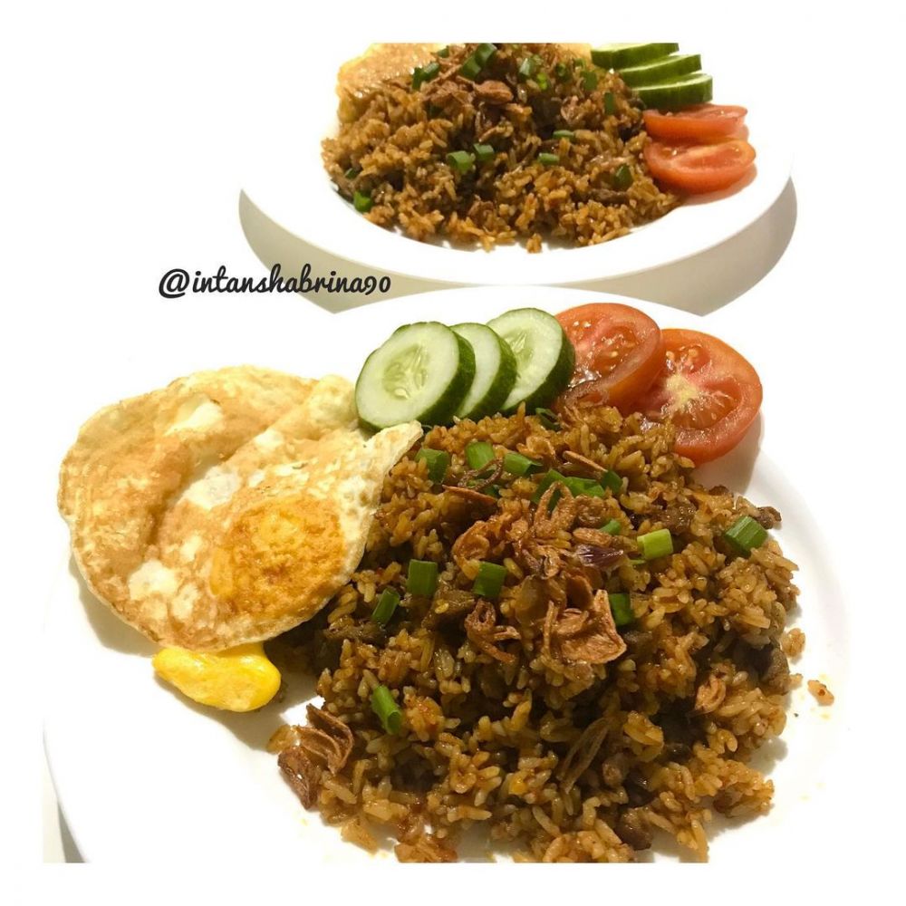 9 Nasi goreng khas berbagai daerah & perbedaannya, bumbunya juara
