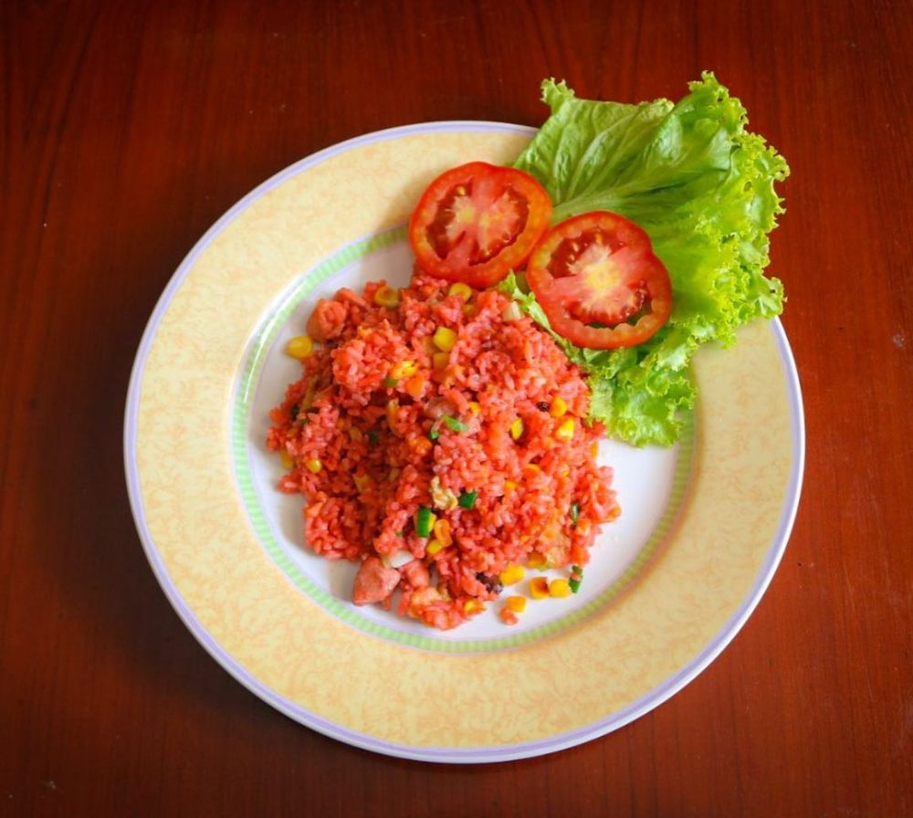 9 Nasi goreng khas berbagai daerah & perbedaannya, bumbunya juara