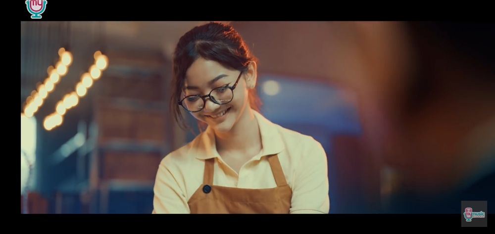 11 Potret mesra Glenca Chysara dan Rendi Jhon jadi model video klip