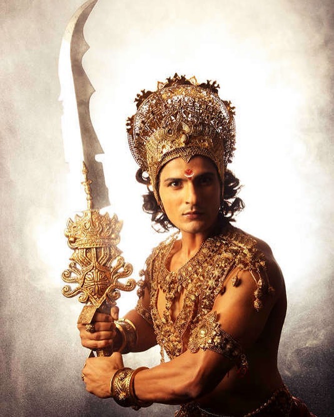 7 Potret transformasi Vin Rana 'Mahabharata', unggah foto gemuk