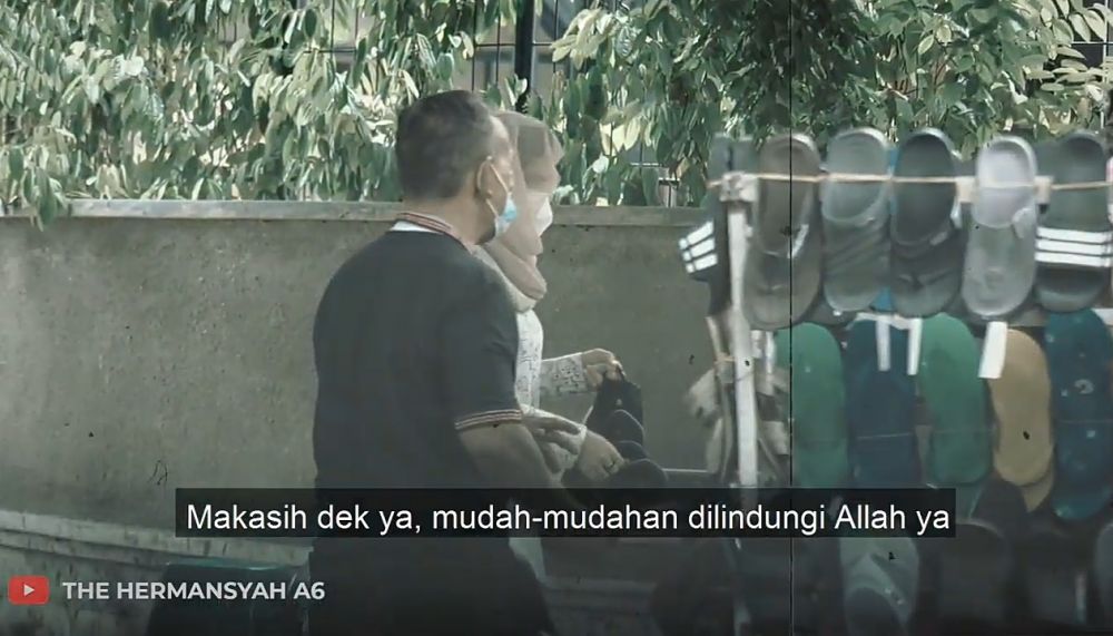 7 Momen Ashanty turun ke jalanan bagi-bagi rezeki ini bikin salut