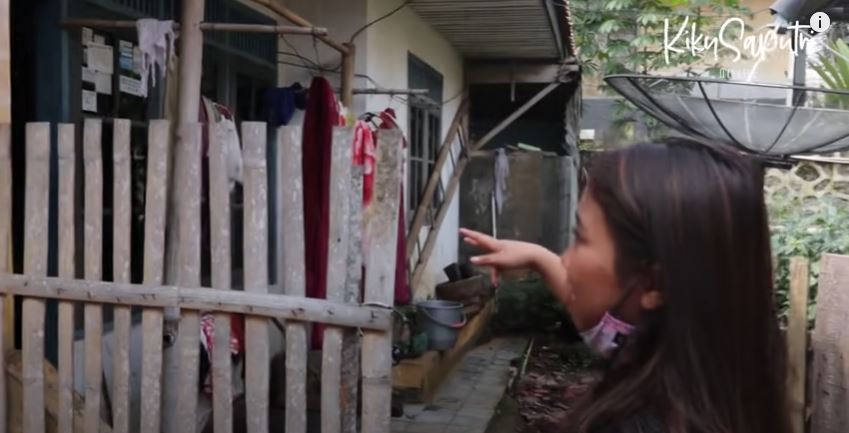 9 Potret rumah orang tua Kiky Saputri di Garut, masuk gang sempit