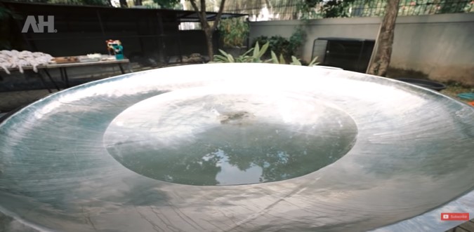 9 Momen Atta-Aurel masak 200 ekor ayam dalam satu wajan, heboh banget 