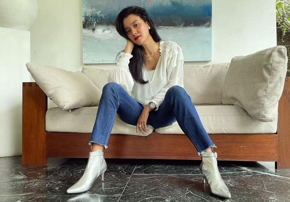 Rahasia awet muda 7 seleb usia 40-an, pakai bahan alami