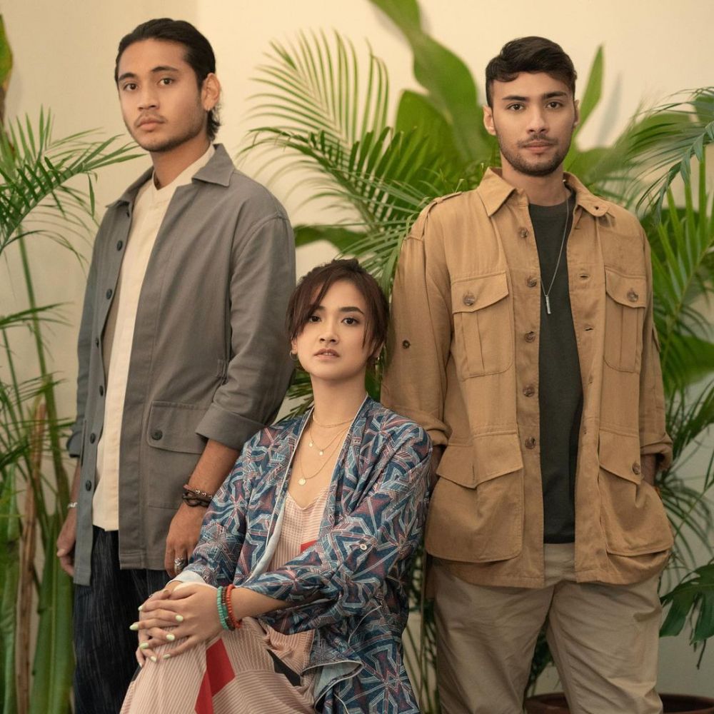 Sukses bikin baper, ini 9 potret kebersamaan pemain film A Perfect Fit