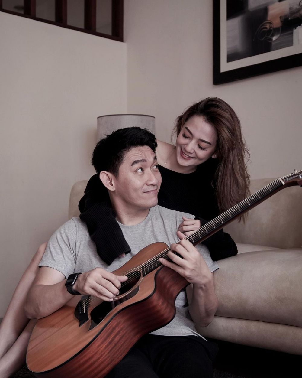 Tak banyak yang tahu, 11 seleb ini menikah dengan teman sekolah