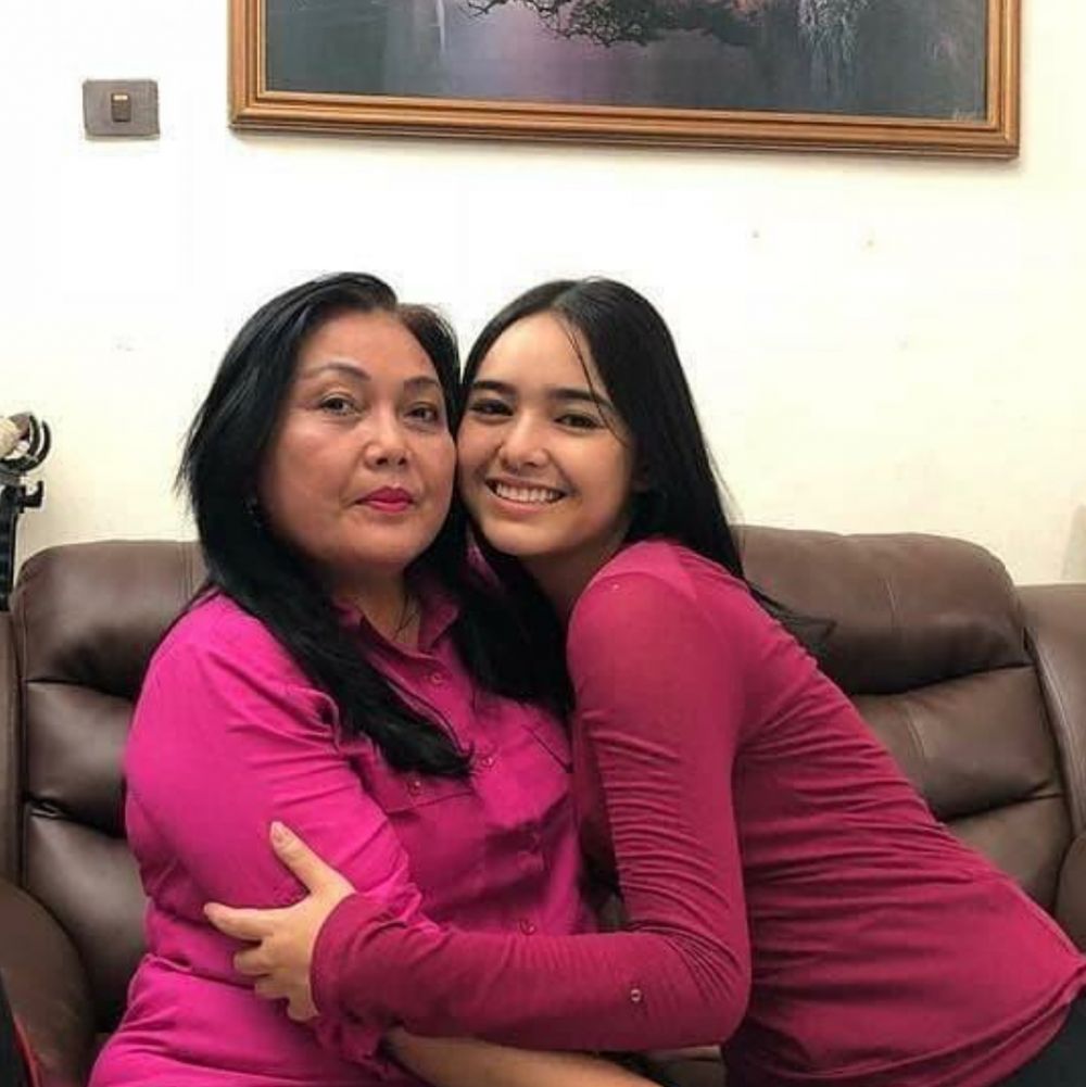 13 Potret kenangan Amanda Manopo dan ibunda, penuh kehangatan