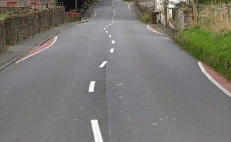 13 Potret lucu bikin marka jalan ini penampakannya absurd abis