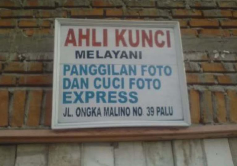 11 Spanduk jasa servis ini bukti orang Indonesia multitalenta
