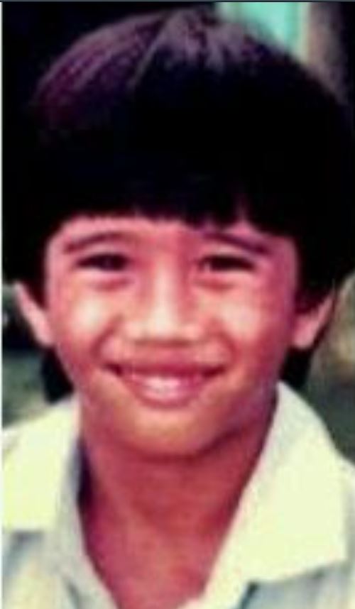 Potret masa kecil 6 seleb anak dosen, Raditya Dika cute abis